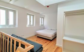 Bombarda Cinema Apartments